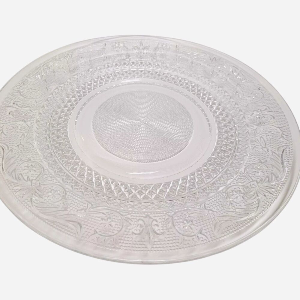 Glass Berhad Fleur de Lis Pattern Crystal Dinner Plate 10"